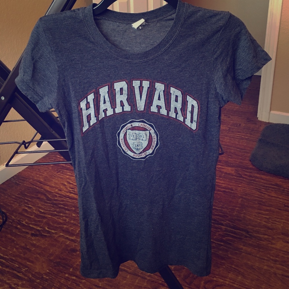 T shirt Harvard