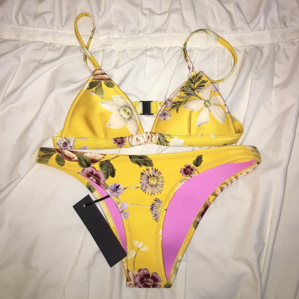 TRIANGL bikini
