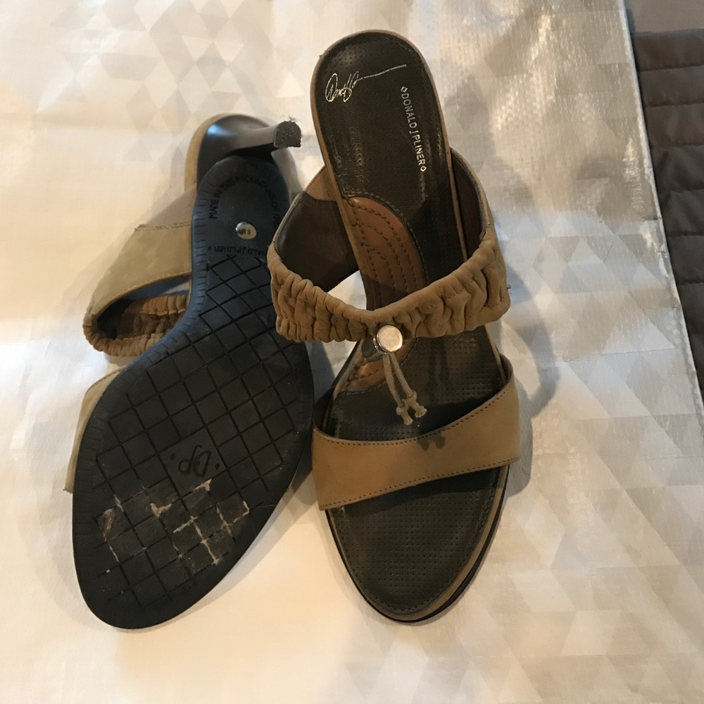 Donald J. Pliner size 6 heels