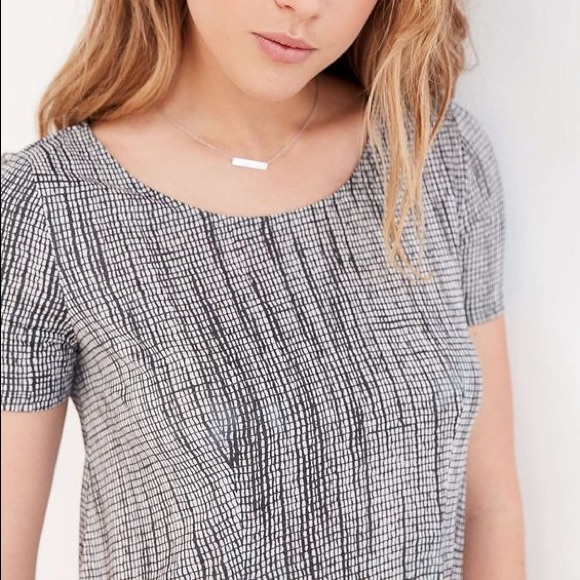 BRAND NEW SILENCE + NOISE RILEY TRAPEZE DRESS - Picture 2 of 3