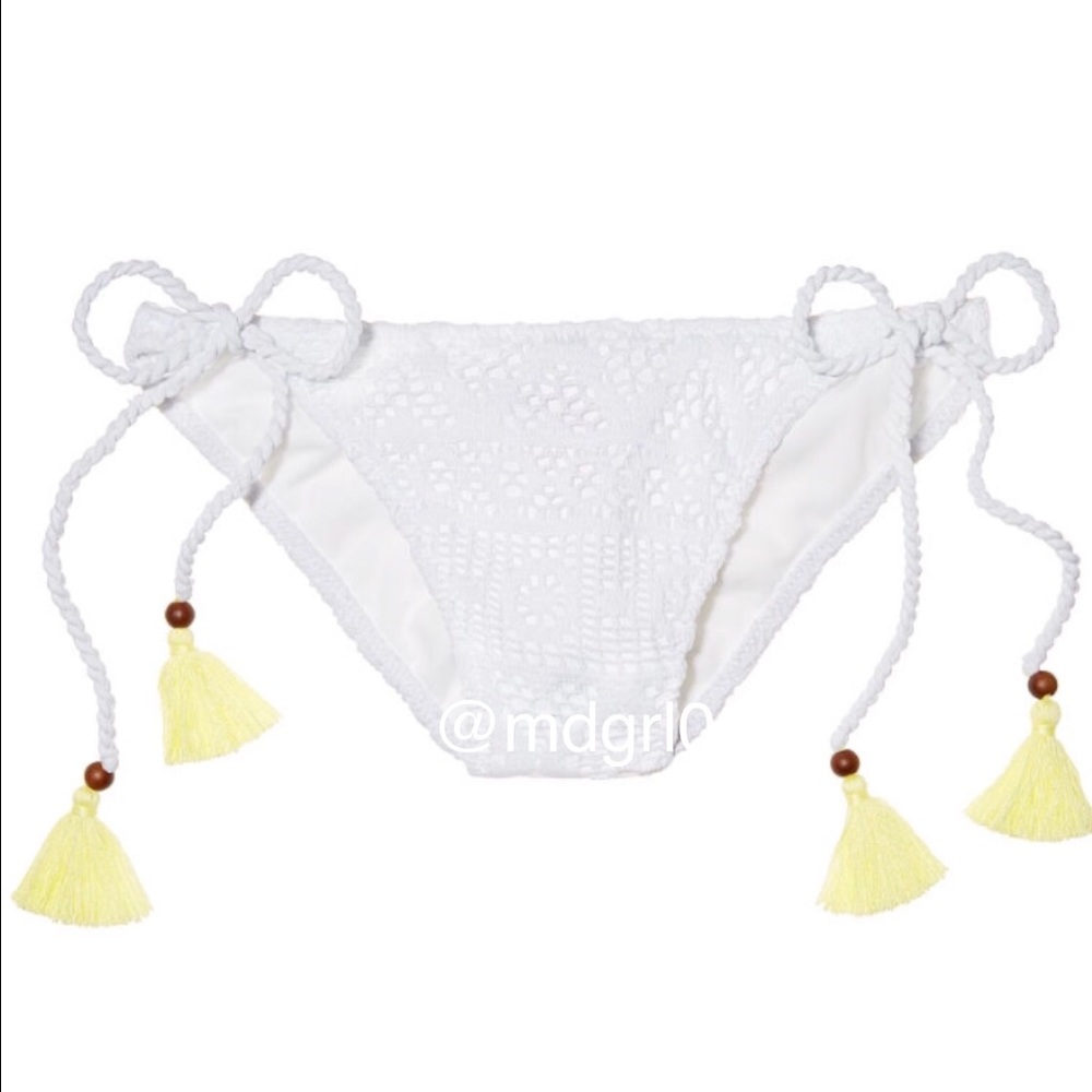 Victoria's Secret Lace Swim bottom NWT size L