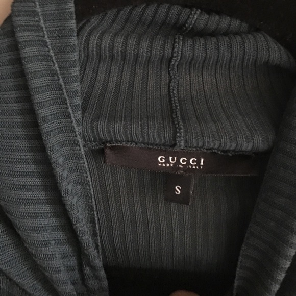 Women's authentic Gucci turtle neck - Picture 2 of 2