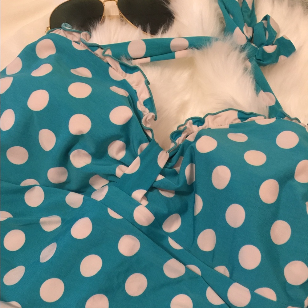 Plus size swimsuit size 18- trim swim