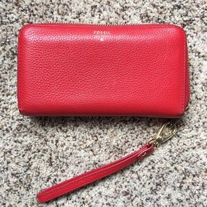 Fossil wristlet