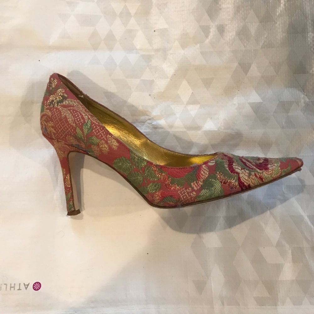 Isaac "Carpet Bagger" Heels View 2