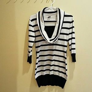 3/4 sleeve long sweater