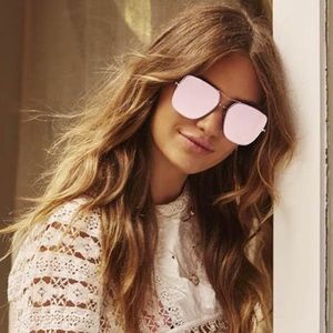 QUAY AUSTRALIA Sunglasses 🕶