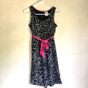 Two hearts maternity black speckled dress S