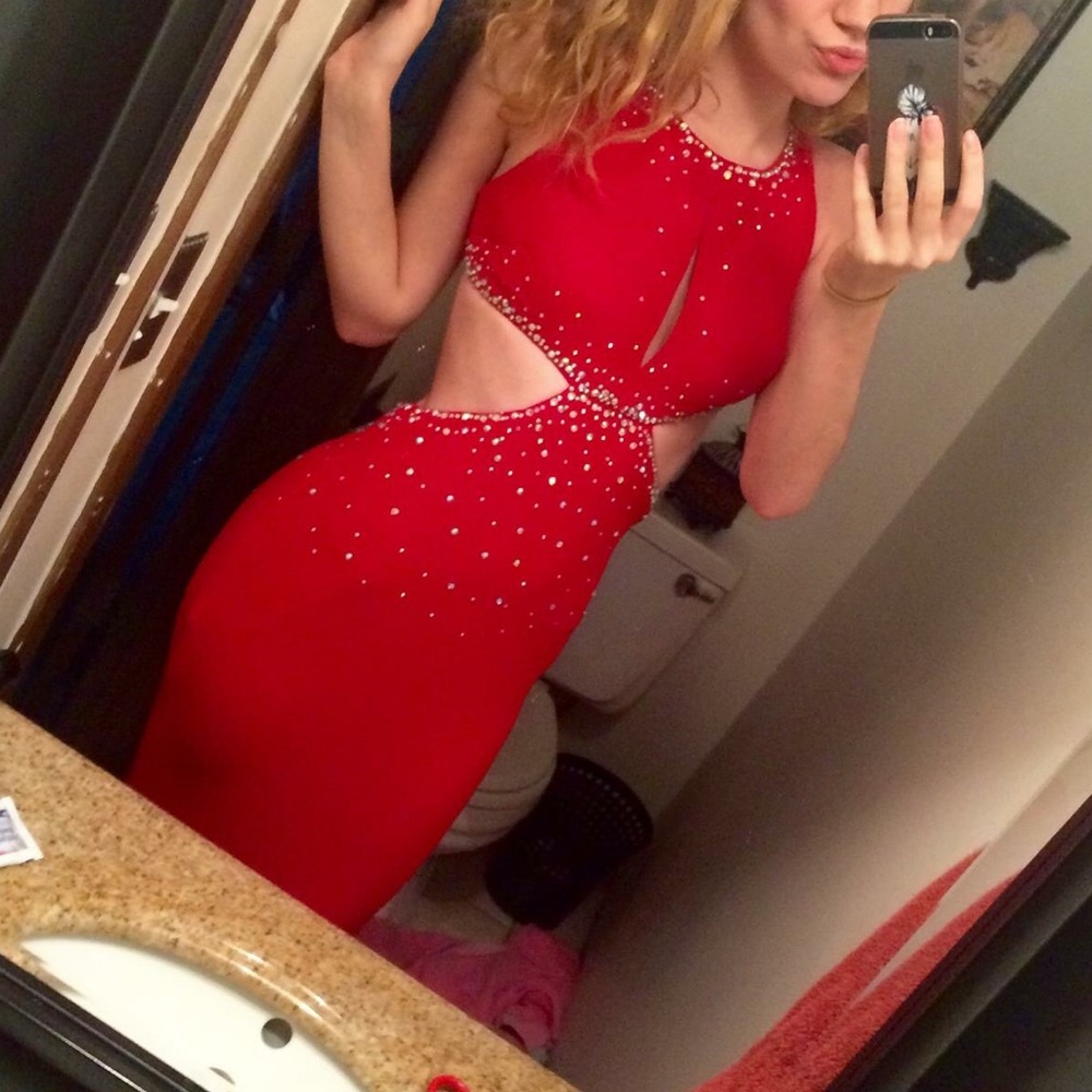 Red Prom Dress❤️