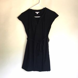 Liz Lange maternity black tie waist tunic