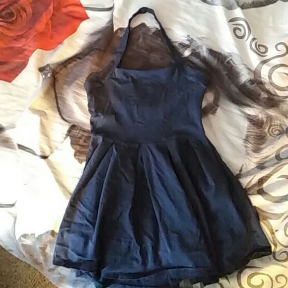 Clothes - Picture 3 of 3