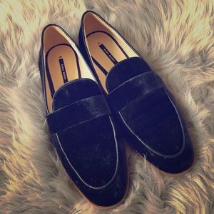 Zara Velvet loafers in midnight blue size 37