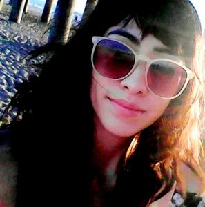 Meet your Posher, Zoe