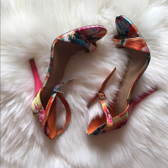 Shoes - Floral Heels 🌸