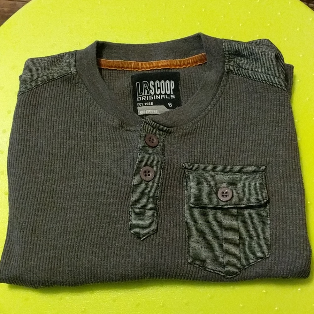 Long sleeve shirt