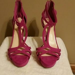 Jessica Simpson platform sandal