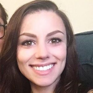 Meet your Posher, Briana