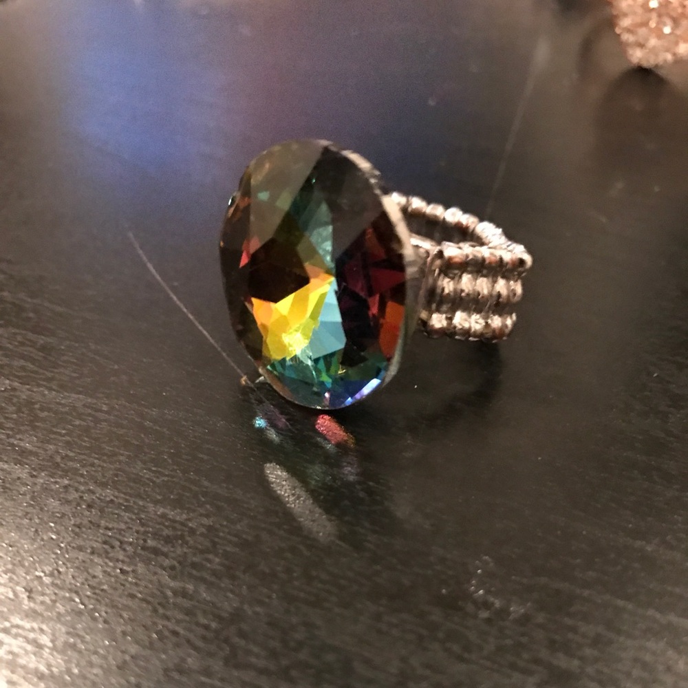 Fashion ring