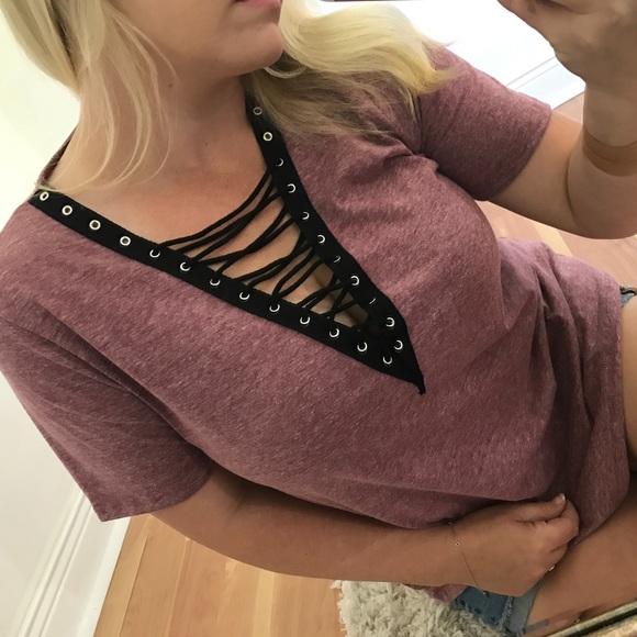 LAST - Re-Stock - Burgundy deep V Tee - Picture 3 of 3