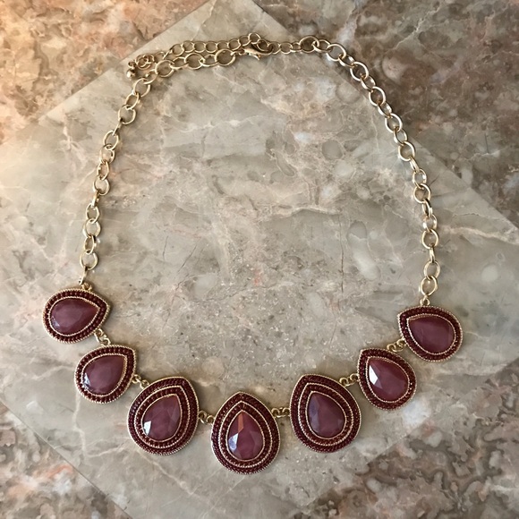 Francesca's Teardrop Statement Necklace - Picture 8 of 8