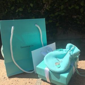 Tiffany & Co. two heart pendant necklace