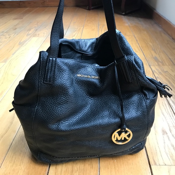 MICHAEL Michael Kors Handbags - Michael Kors Black Leather Tote