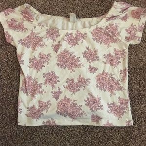 Cropped floral tee shirt