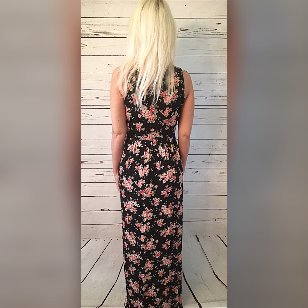 Black floral maxi dress with crochet wrap detail! - Picture 2 of 2