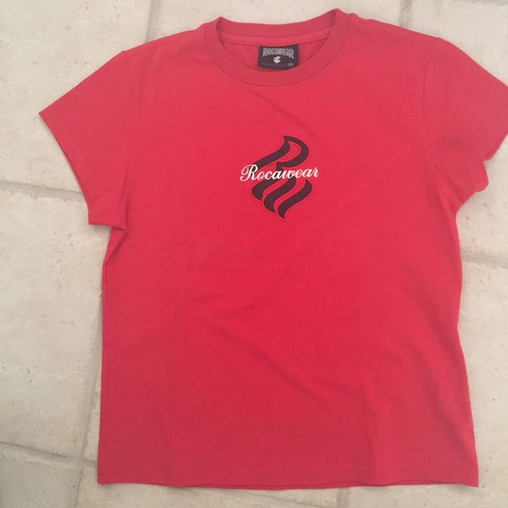 2 Rocawear tops - Picture 3 of 3