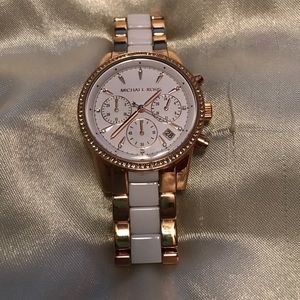 White & Gold MK watch✨