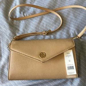 Tory Burch Robinson Expandable Concierge Wallet
