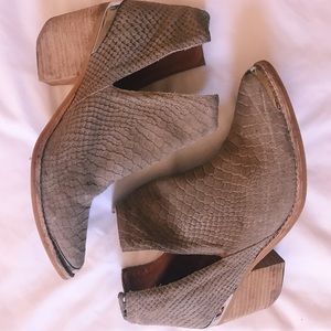 Jeffrey campbell Cromwell suede snakeskin bootie