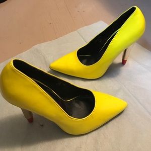 Neon Heels with Lipstick Heel 😍