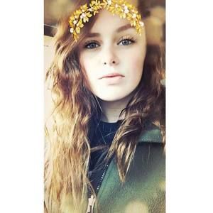 Meet your Posher, Constance