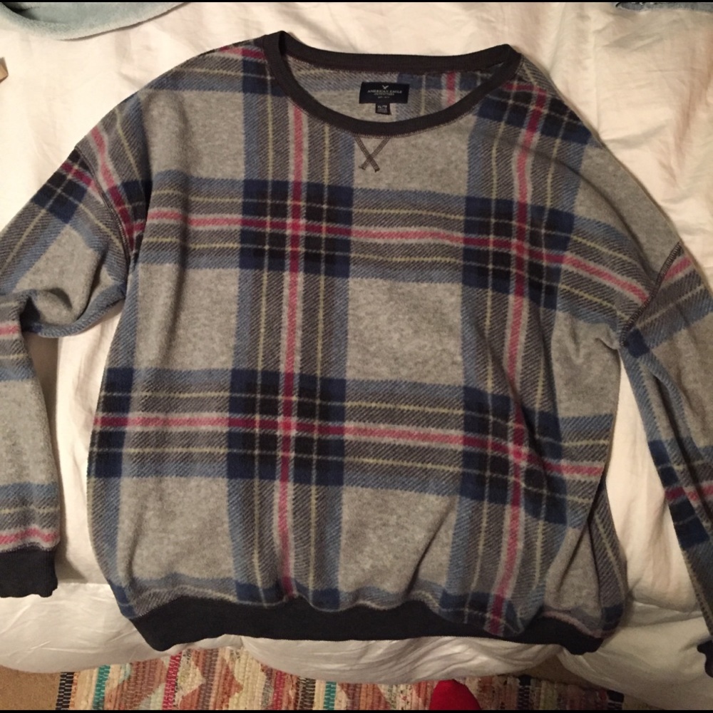 American eagle sweater
