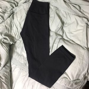 Lululemon black Luxtreme High times 7/8 pants