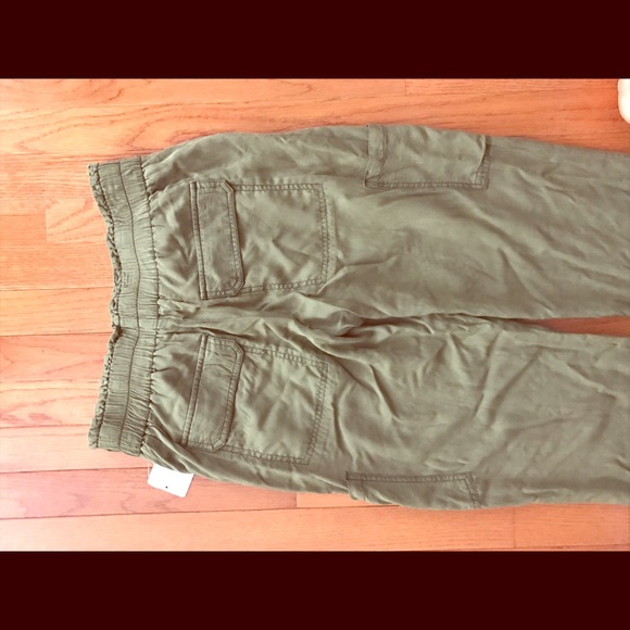 NWT Free People Cargo Pant in Military Green - Picture 5 of 8