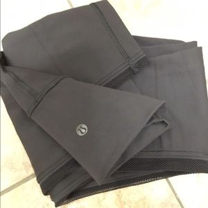 Lululemon High Times Mesh pant (rare) size 6