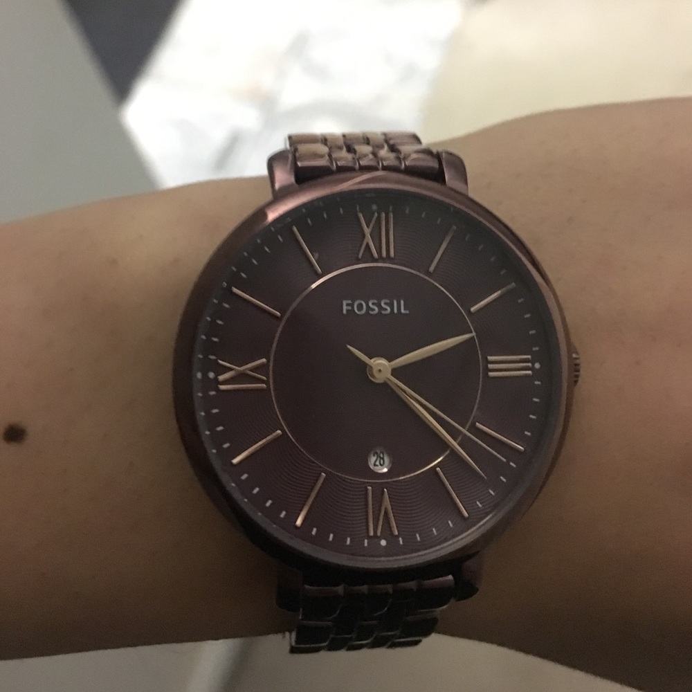 WINE FOSSIL WATCH