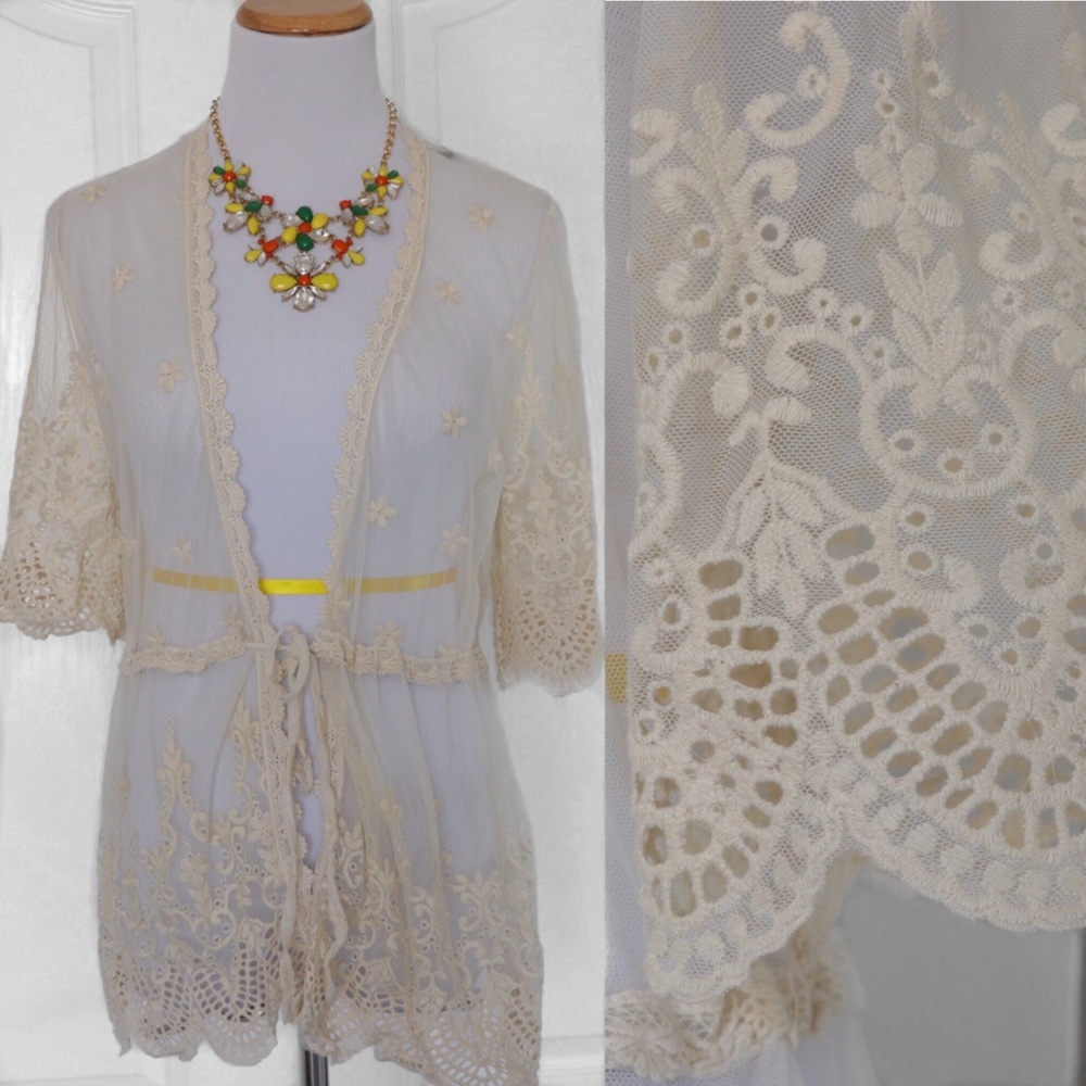 💖Cream Lace Detail Jacket