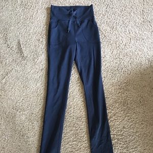 Navy lululemon leggings size 4