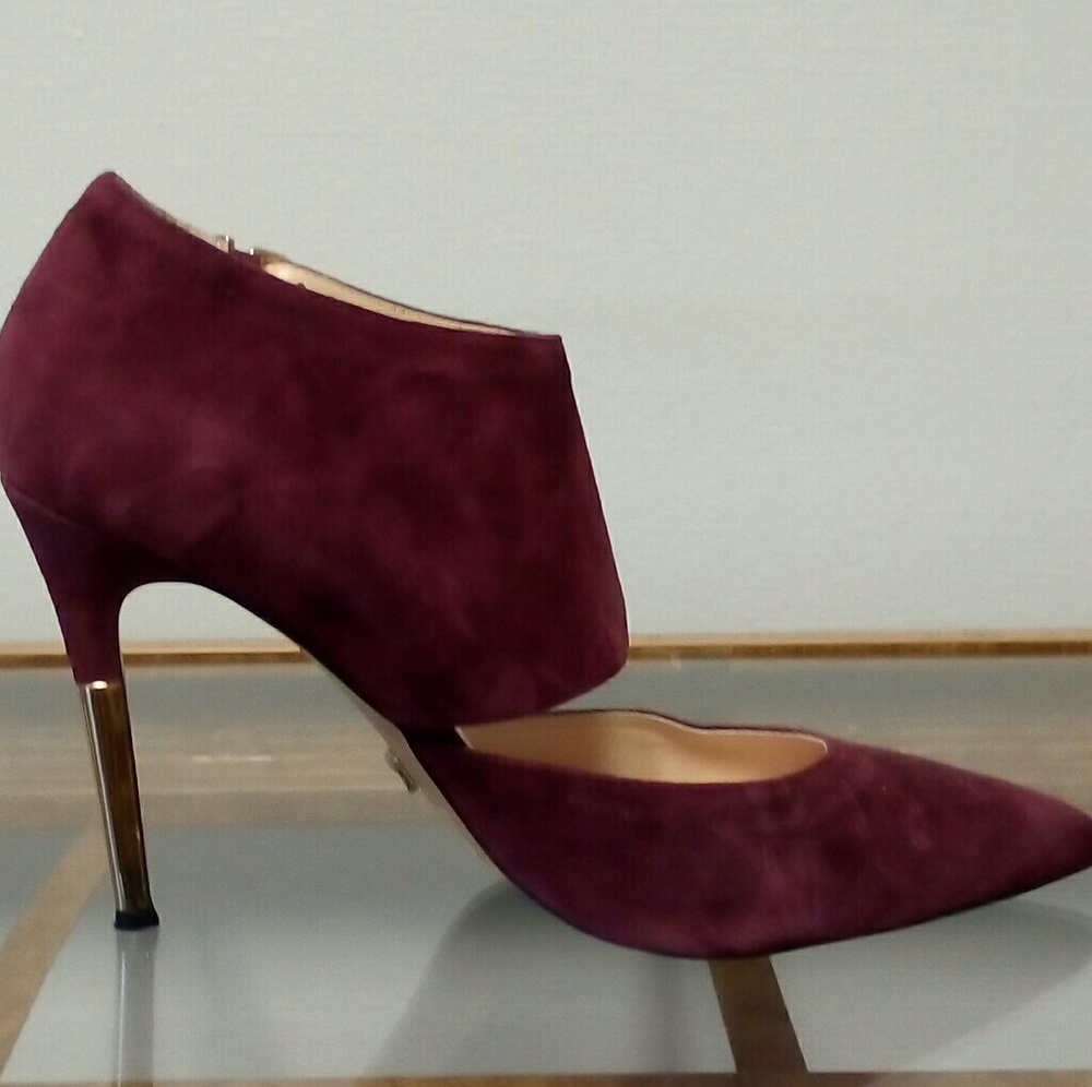 Victoria's Secret Burgundy Sexy Heels Size 9