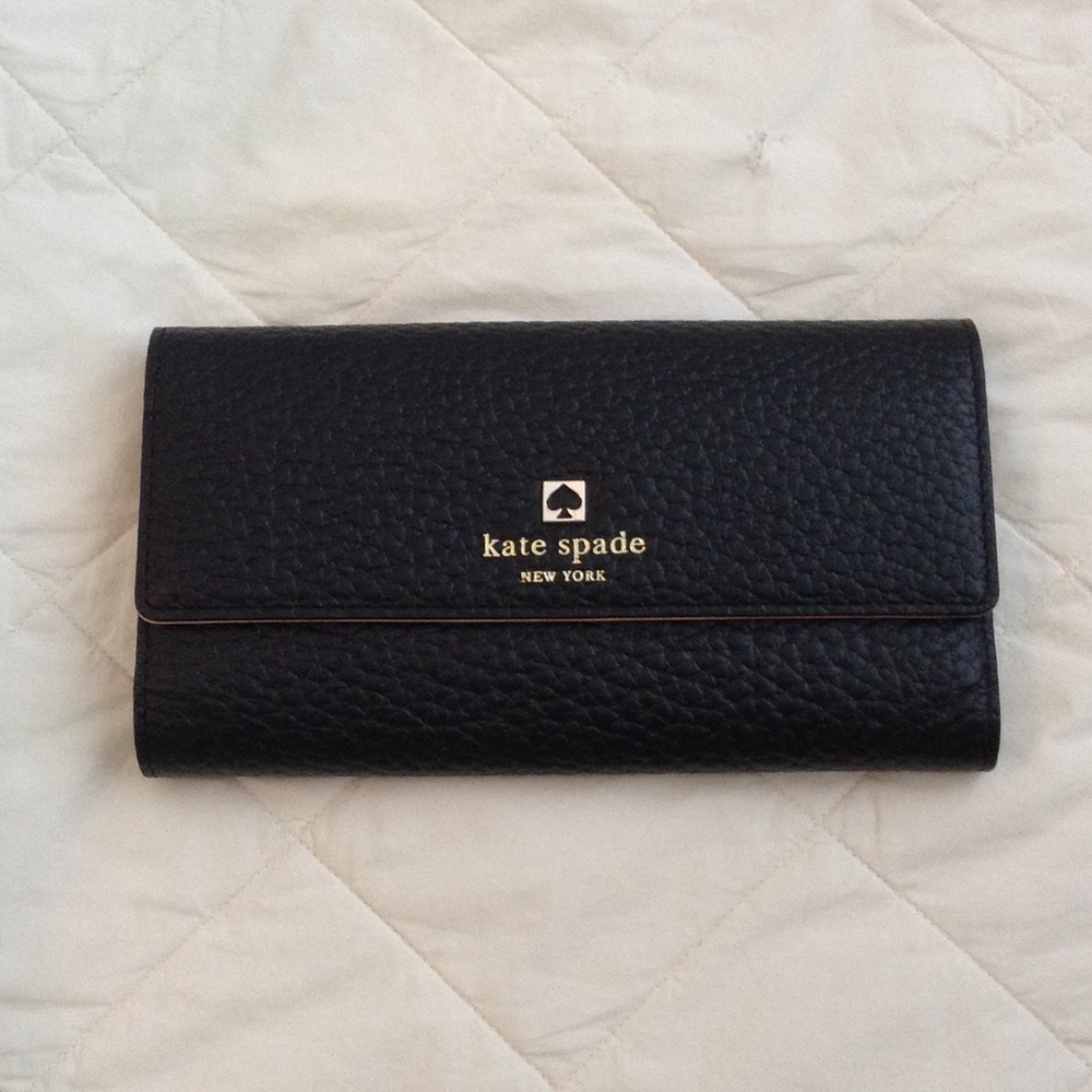Kate Spade trifold wallet