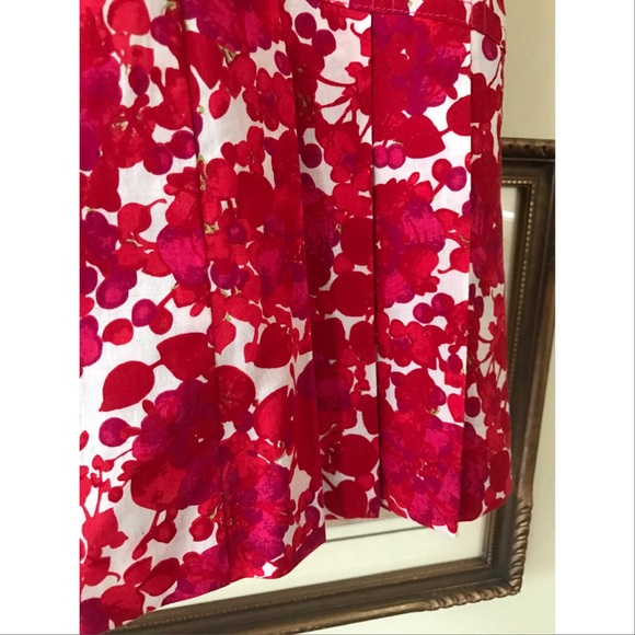 NWT DvF Red and White Floral Skirt Sz 4 - Picture 4 of 5