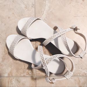 ◽️Jimmy Choo PORTIA white sandals◽️