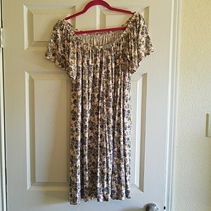 Off the Shoulder Maternity dress