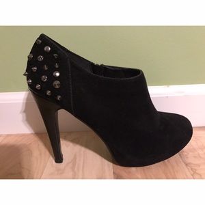 Women's Studded Black Heels
