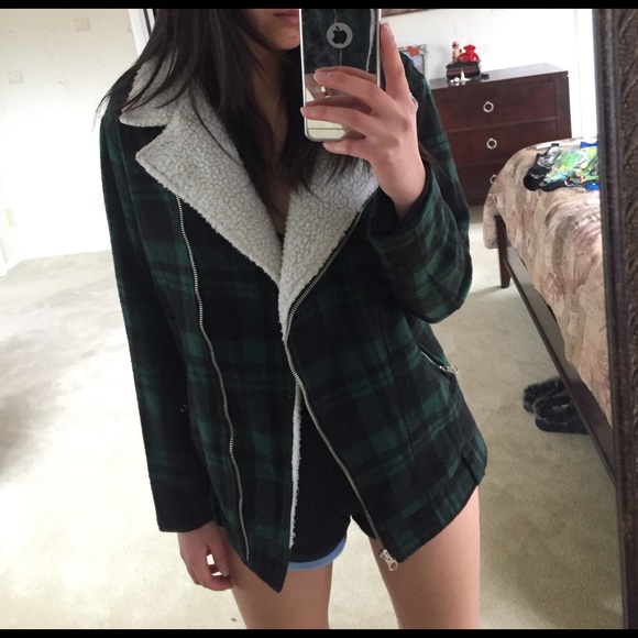 Urban Outfitters Jackets & Blazers - Shearling lined moto jacket