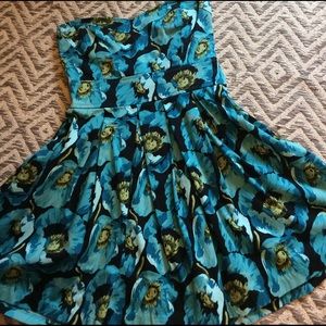 Blue Flower Dress ModCloth 🍄