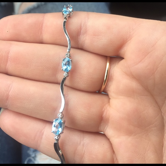 Aquamarine & 10k White Gold Bracelet - Picture 2 of 2